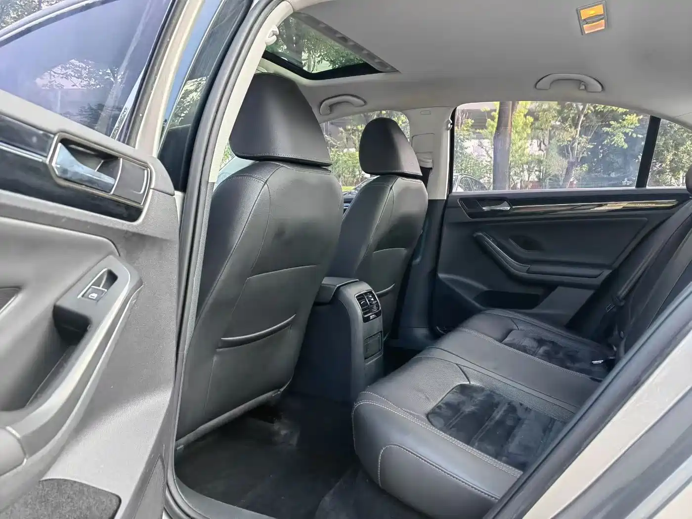 Volkswagen Sagitar 2018 280TSI DSG Luxury фото 6
