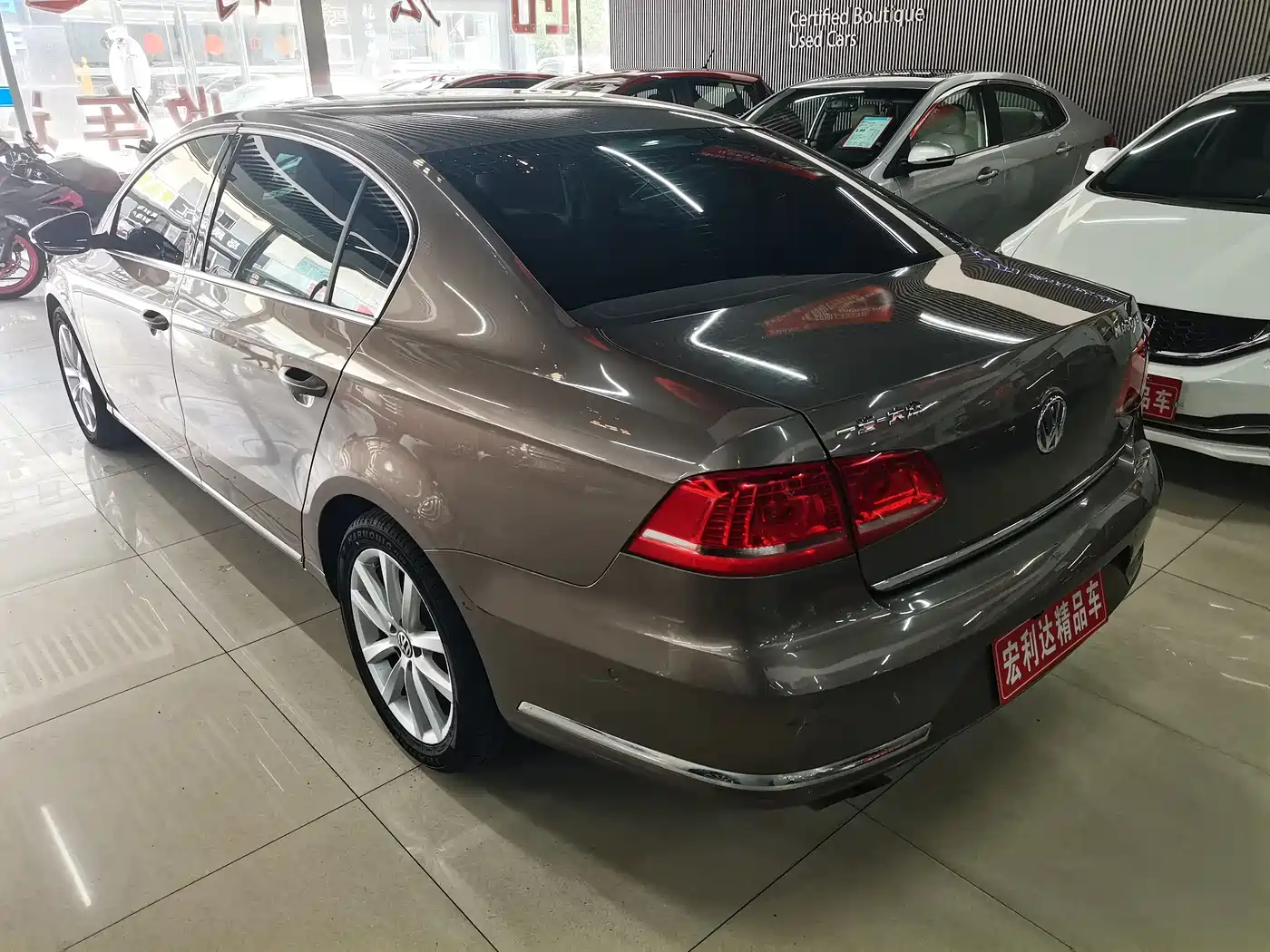 Volkswagen Magotan 2013 1.8TSI Premium фото 16