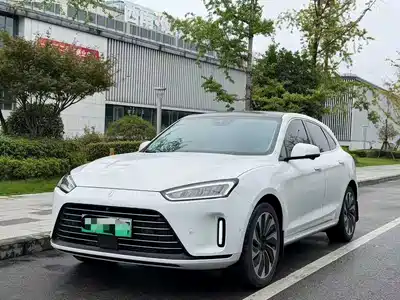 AITO M5
