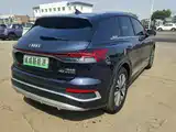 Photo 4 - Audi Q4 e-tron