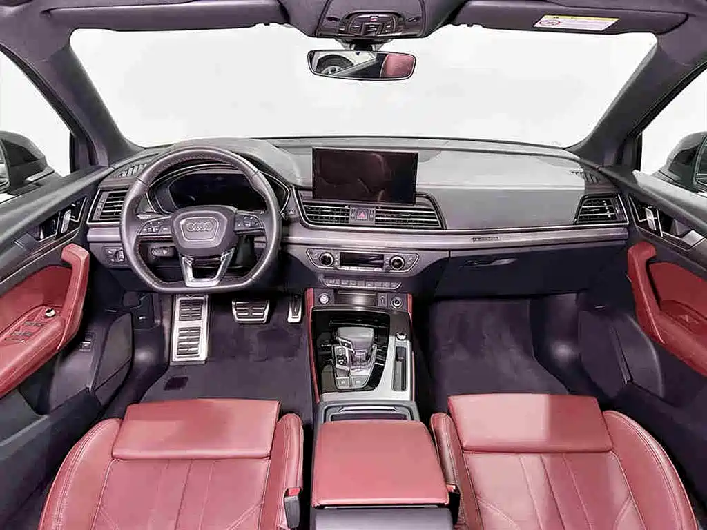 Audi Q5L 2024 Model 40 TFSI Luxury Dynamic фото 9
