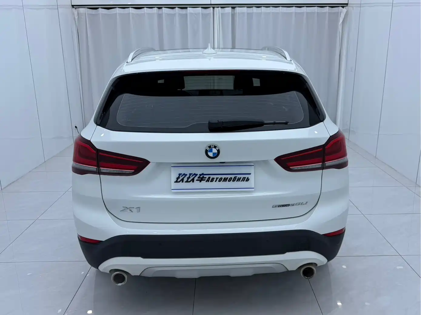 BMW X1 2022 sDrive20Li Fashion фото 5