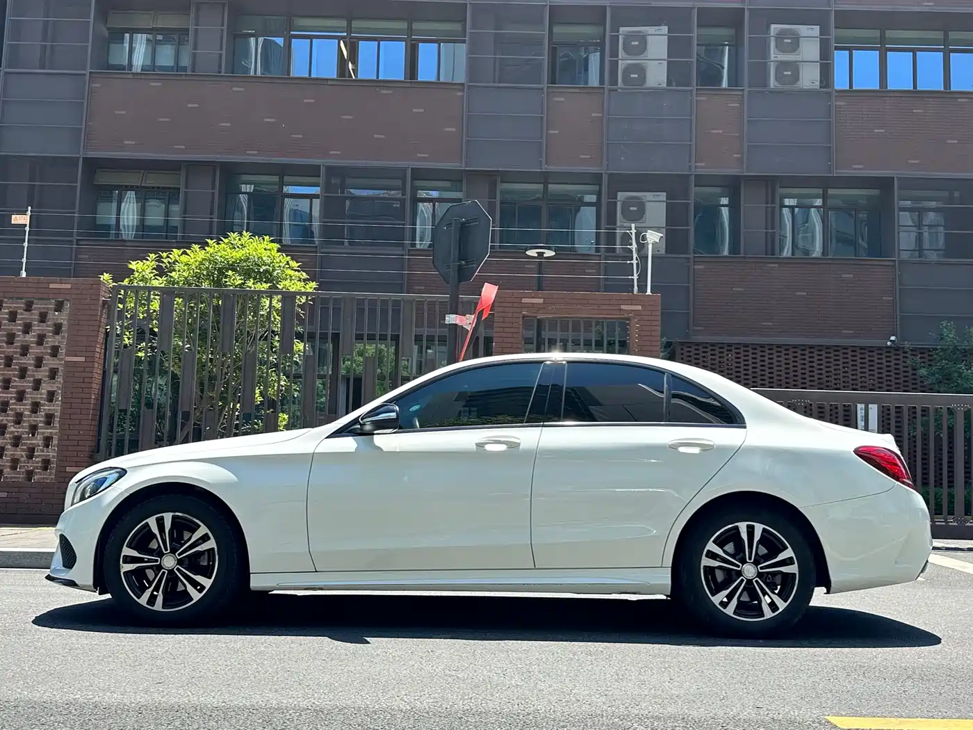 Mercedes-Benz C-Class 2015 C 200 Sport Edition фото 7
