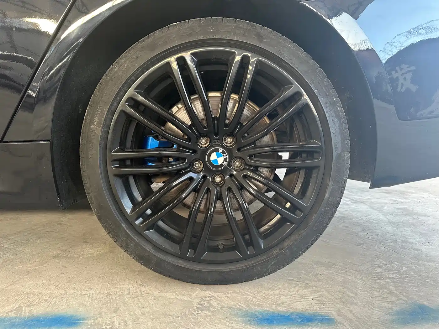 BMW 5 Series 2019 530Li Premium M Sport Package фото 3