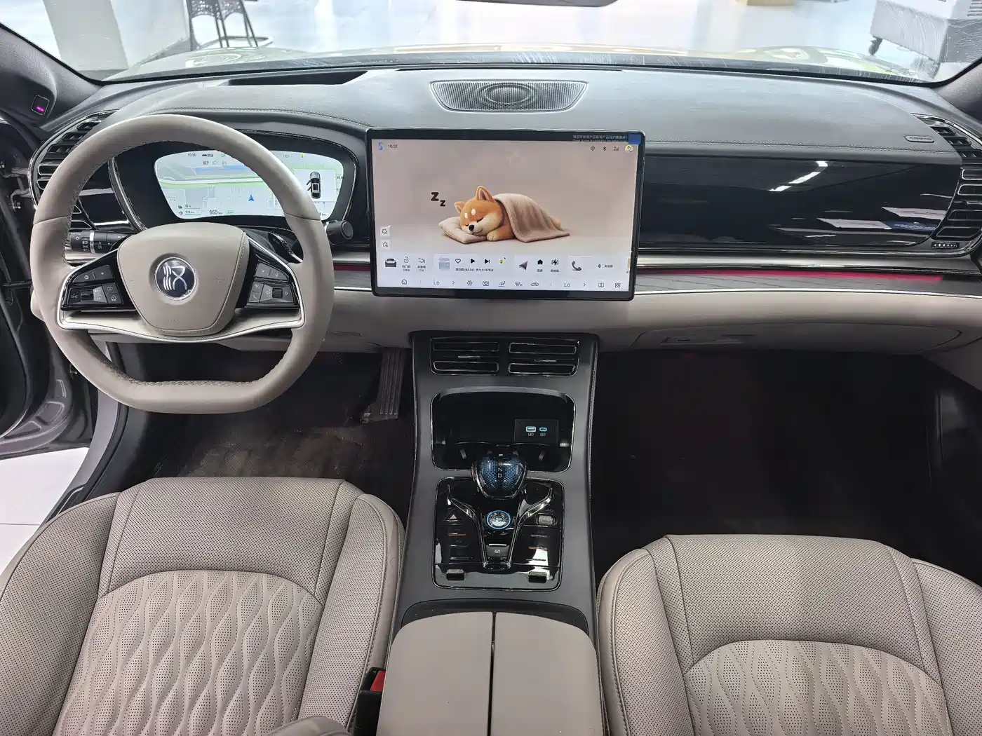 BYD Han 2025 2025 DM-i Smart Driving Edition 125KM LiDAR Flagship