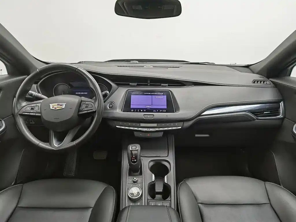 Фото 5 - Cadillac XT4