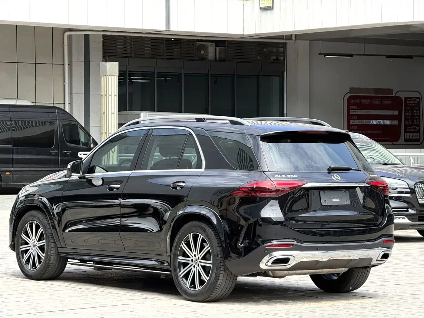 Mercedes-Benz GLE 2024 Facelift GLE 350 4MATIC Fashion фото 7