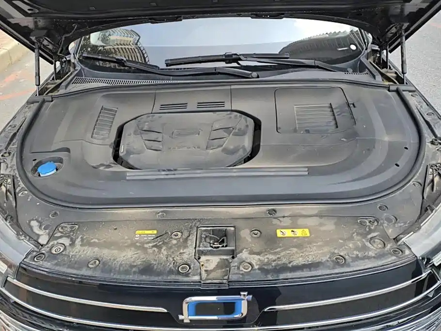 Besturn Bestune T99 2025 2023 2.0T Automatic Premium (6AT)