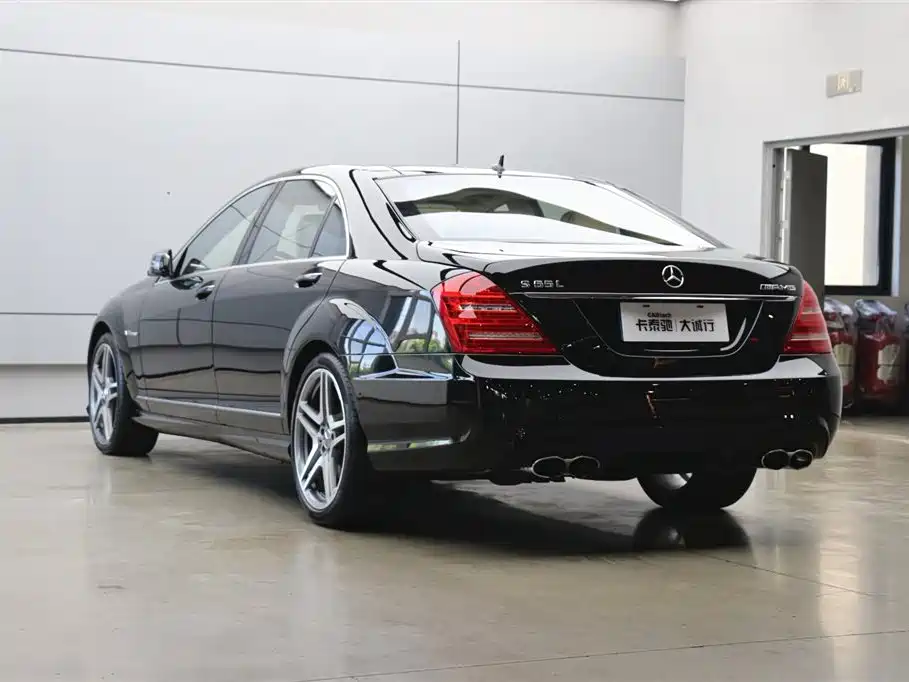 Mercedes-Benz S-Class AMG 2010 AMG S 65 фото 27