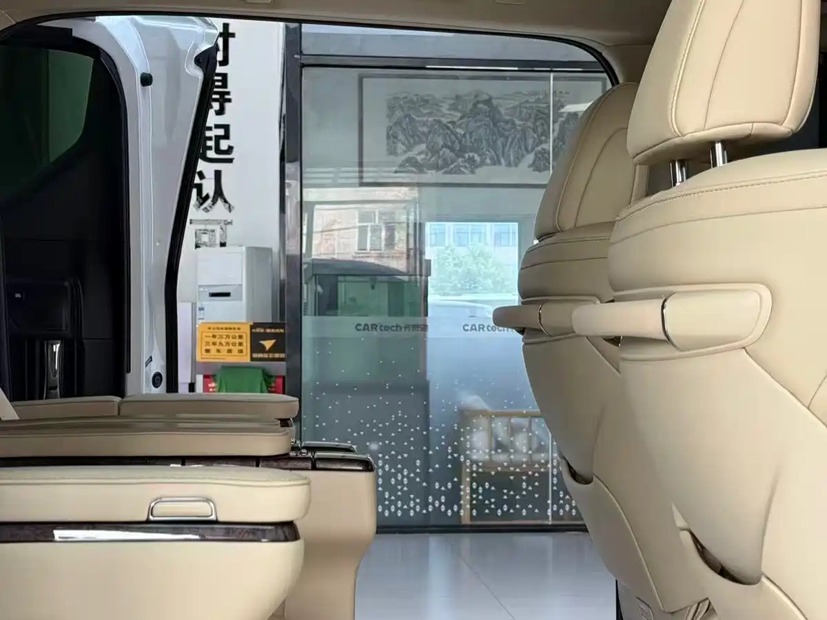 Toyota Alphard 2018 Facelift 3.5L Premium Edition фото 12