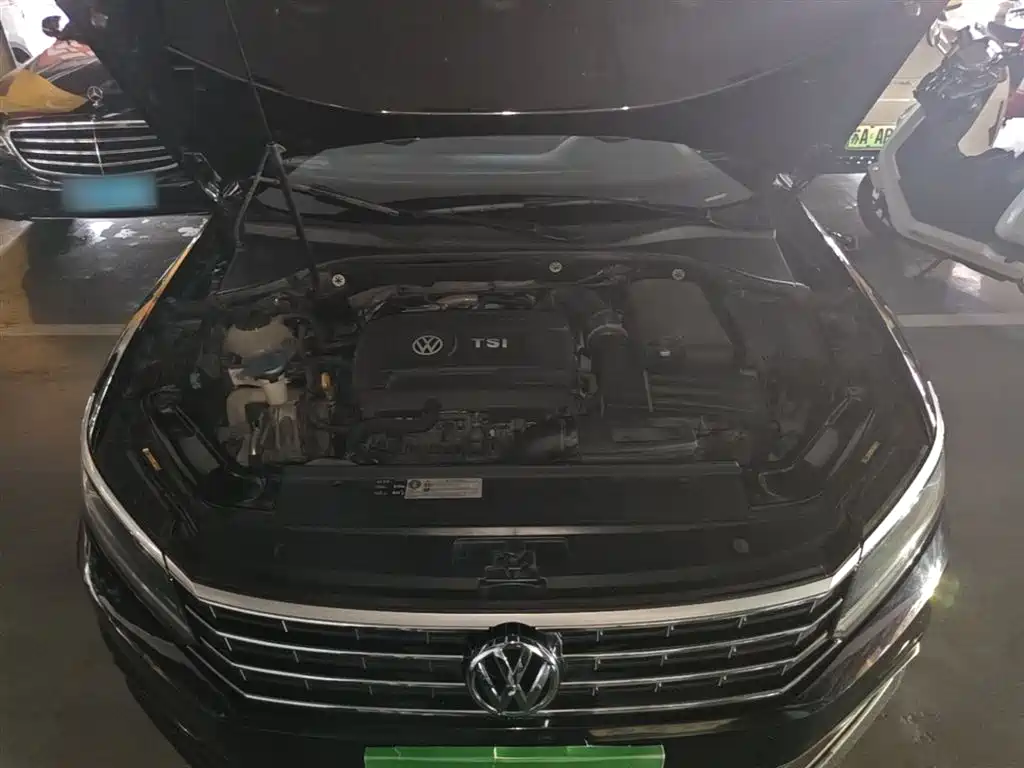 Volkswagen Passat 2017 330TSI DSG Prestige фото 20