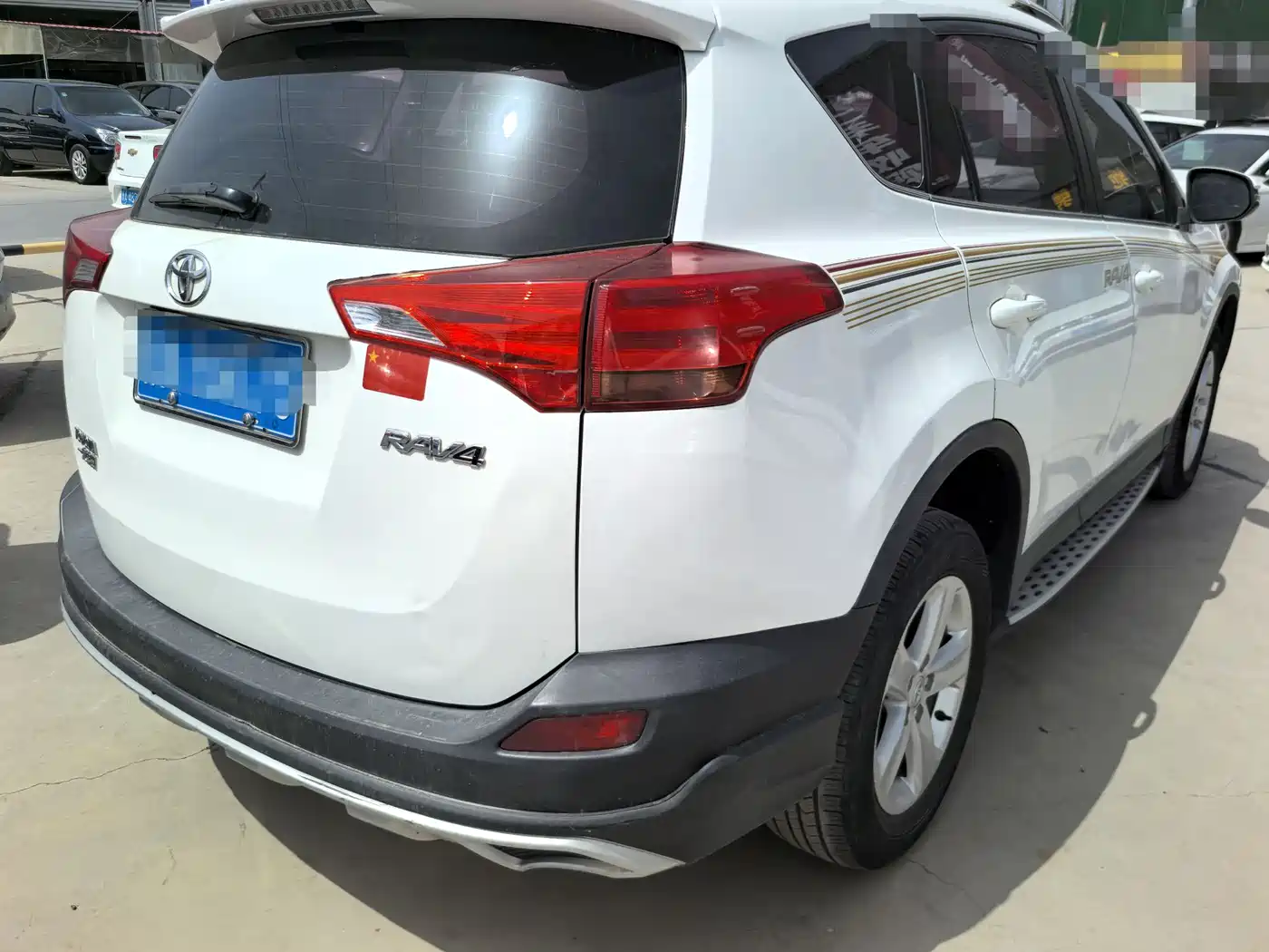 Toyota RAV4 Rongfang 2013 2.0L CVT 2WD Urban фото 6