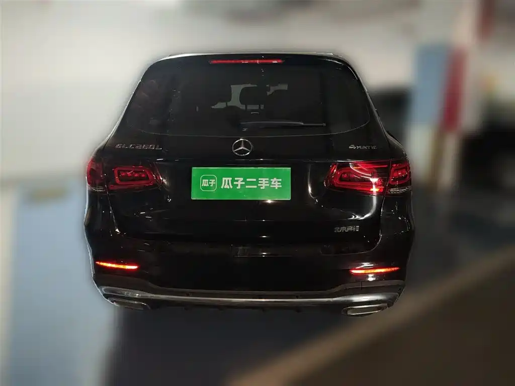 MERCEDES-BENZ GLC