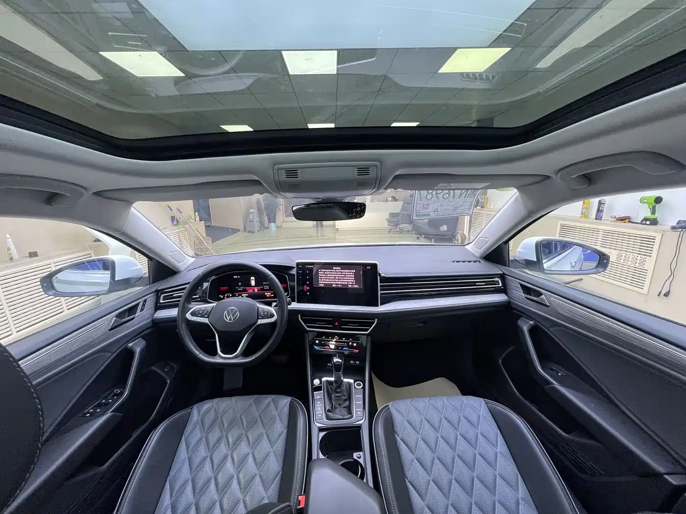 Volkswagen Sagitar 2023 Model Year 280TSI DSG Surpass Edition фото 9