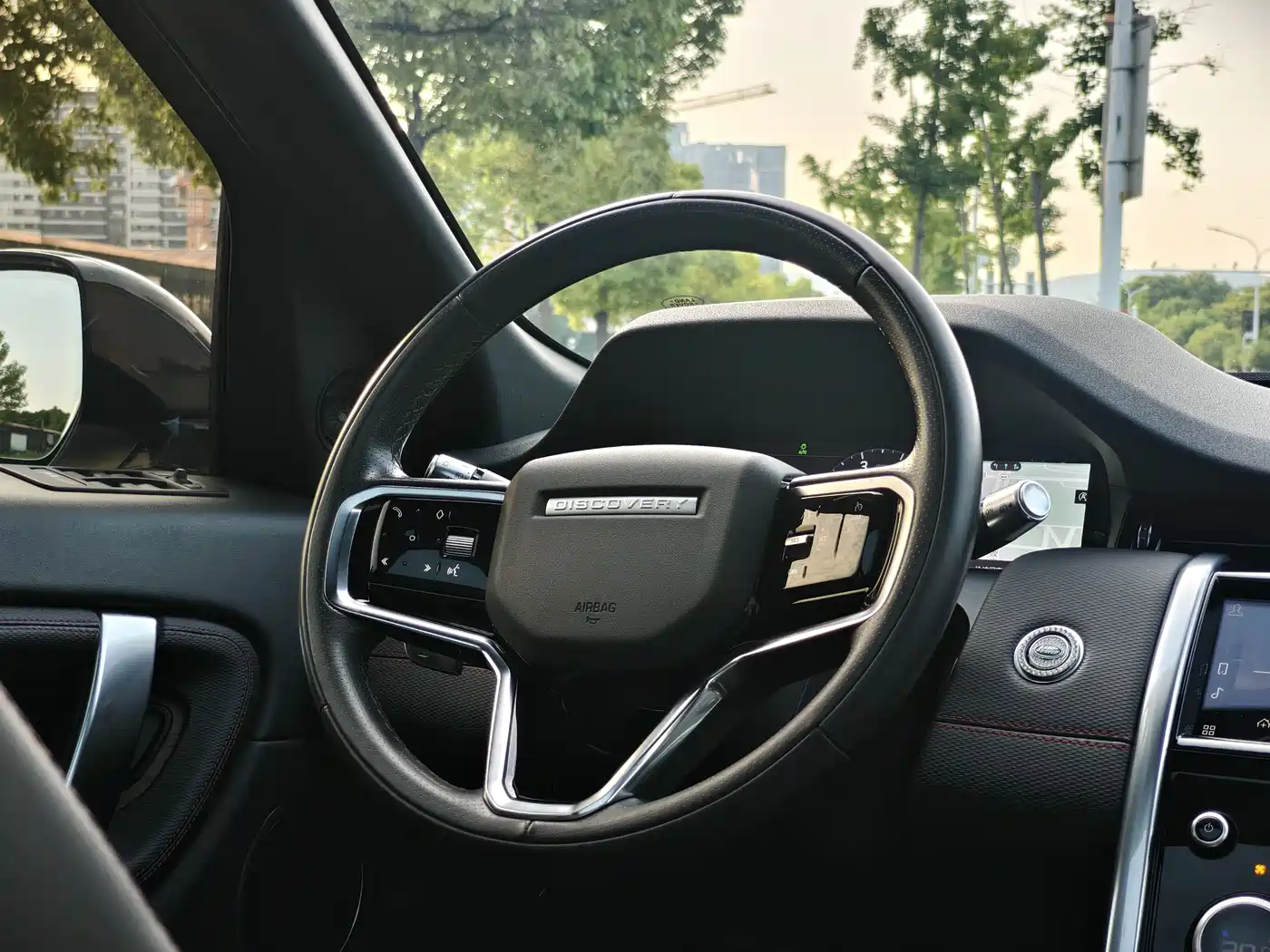 Land Rover Discovery Sport 2022 Model 249PS R-Dynamic S Performance Edition 5-Seater фото 19