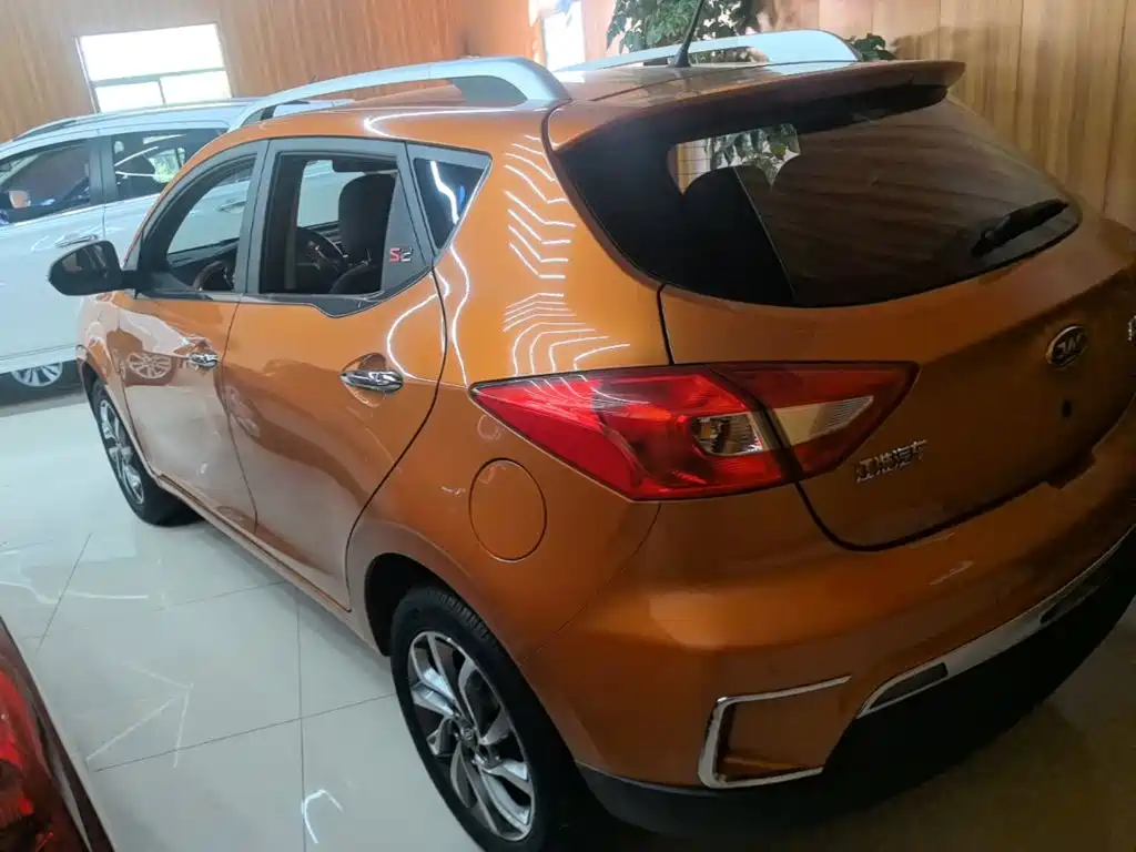 JAC Refine S2 2017 2017 1.5L CVT Luxury Connected