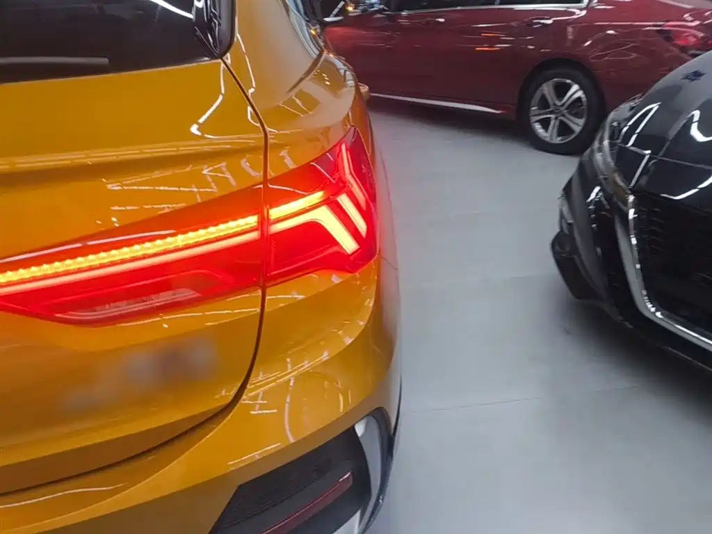 AUDI Q3 SPORTBACK