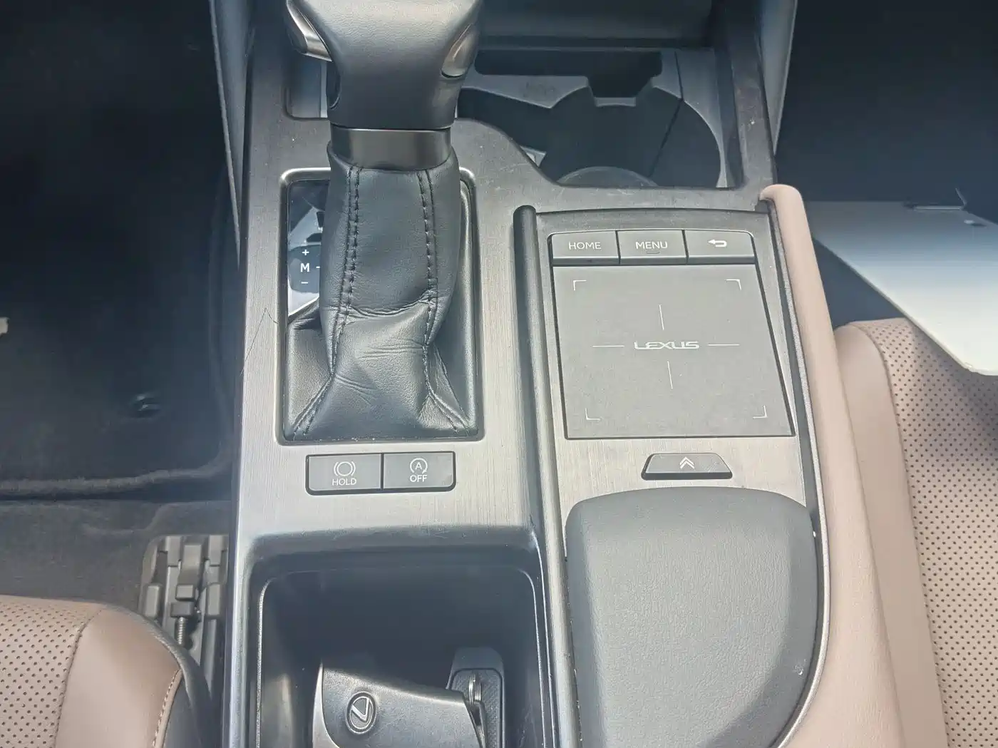 Lexus ES 2021 200 Excellence Edition фото 24