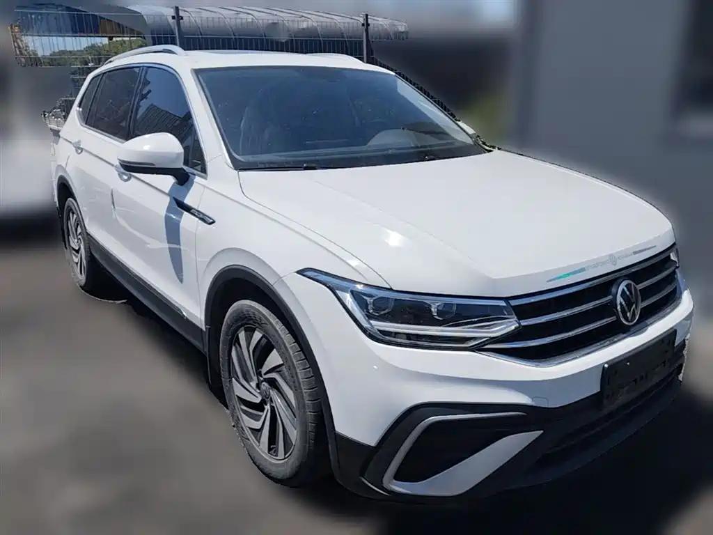 Volkswagen Tiguan L 2023 300TSI Automatic 2WD Smart Enjoyment Edition фото 7