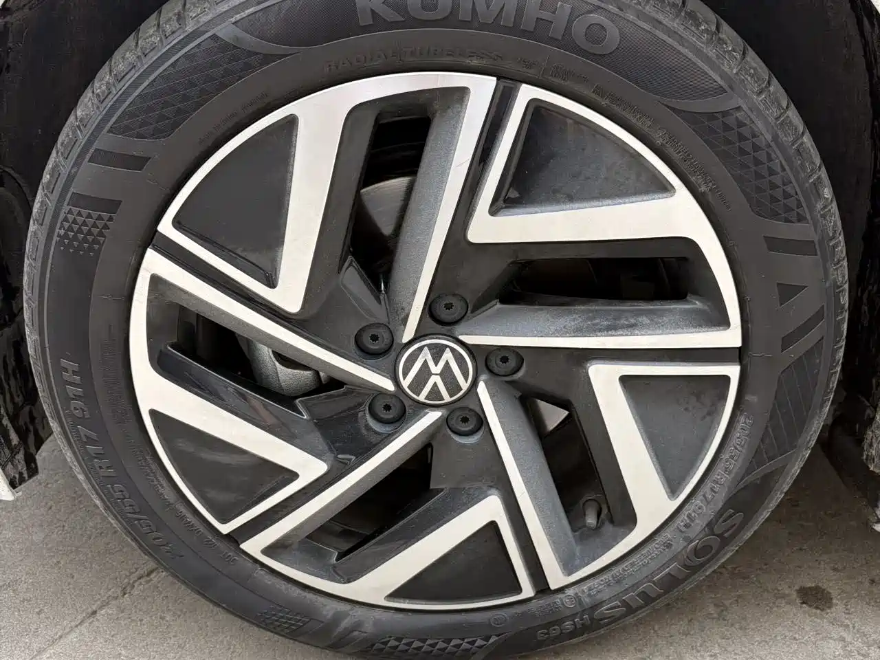 Volkswagen Sagitar 2024 300TSI DSG Surpass Edition фото 14