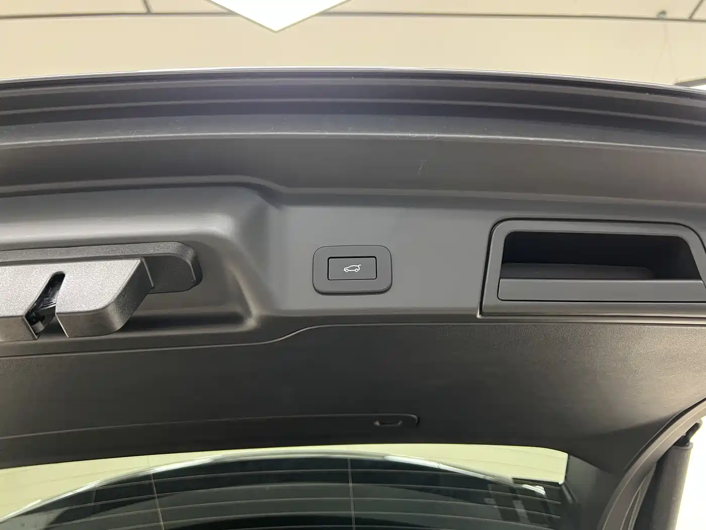 Land Rover Range Rover Evoque 2026 Range Rover Evoque L SE фото 33