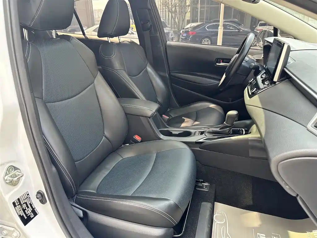 Toyota Corolla 2021 1.2T S-CVT Elite Edition фото 20