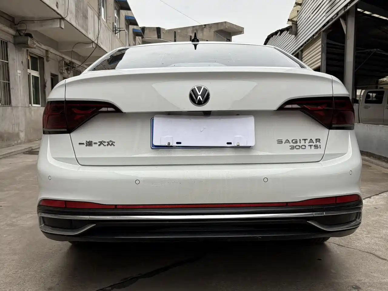 Volkswagen Sagitar 2024 300TSI DSG Surpass Edition фото 16