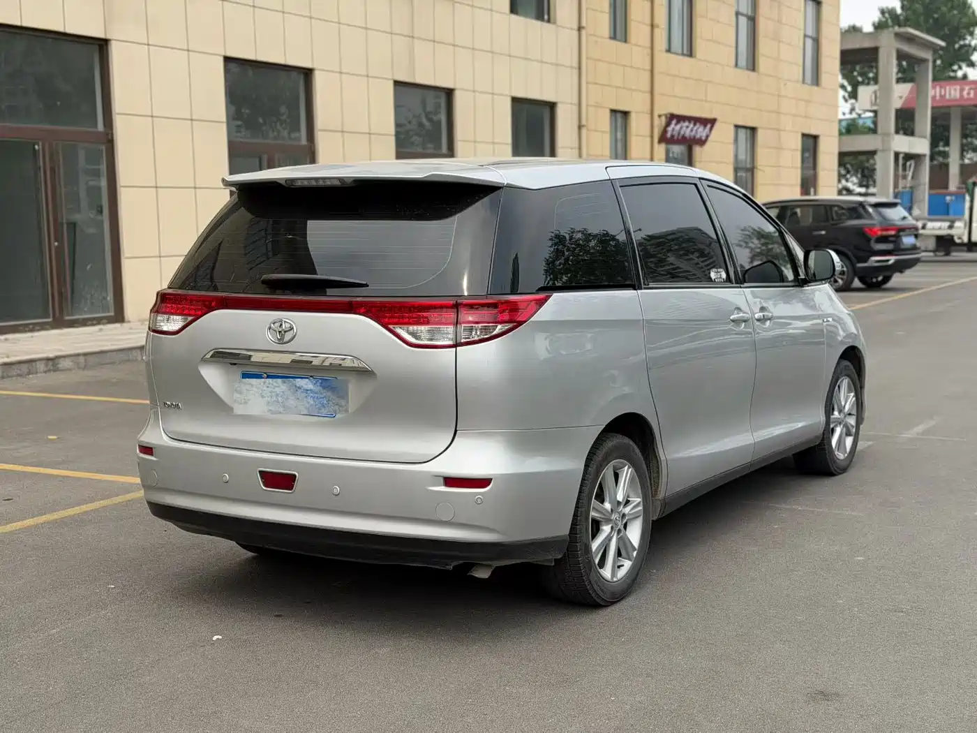 Toyota Previa 2012 2.4L 7-Seater Luxury Edition фото 7