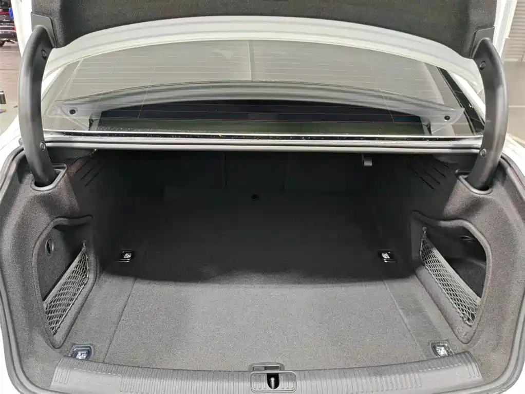 Audi A4L 2024 40 TFSI Luxury Dynamic фото 17
