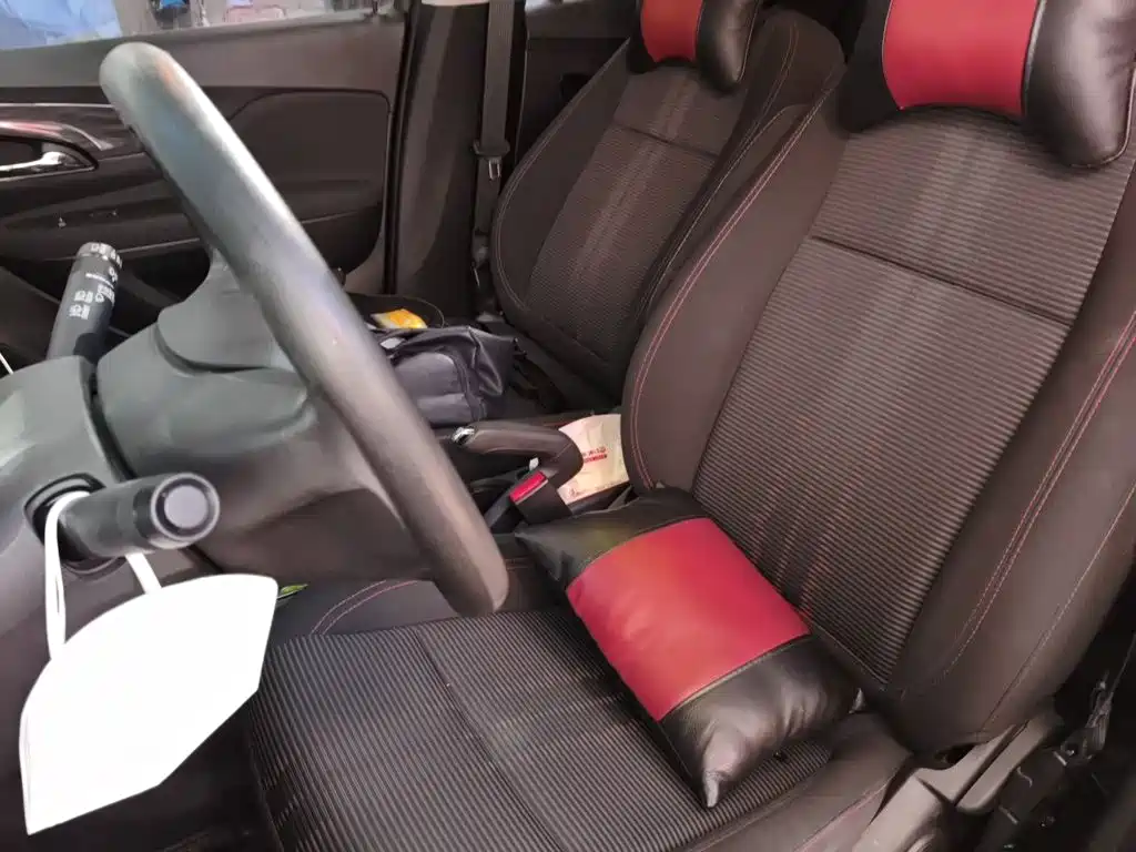 Фото 16 - Buick Encore