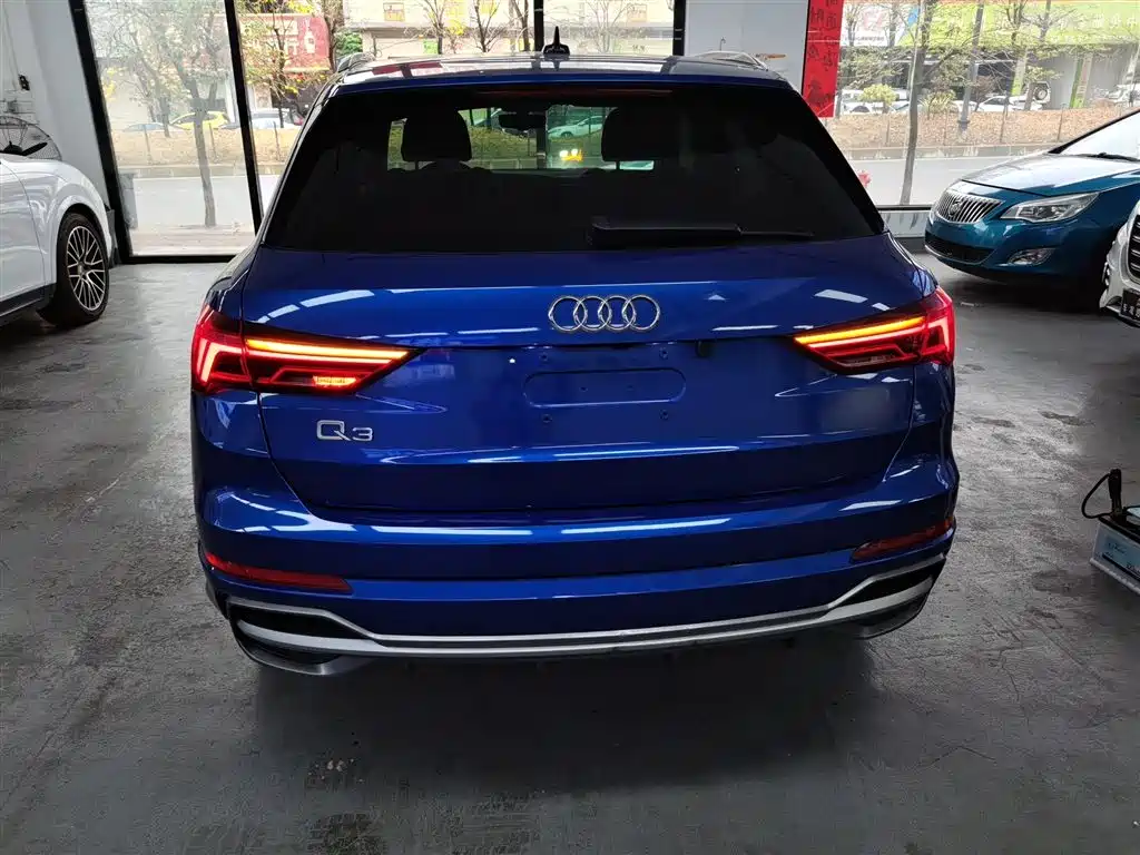 Audi Q3 2021 40 TFSI Fashion Sport фото 6