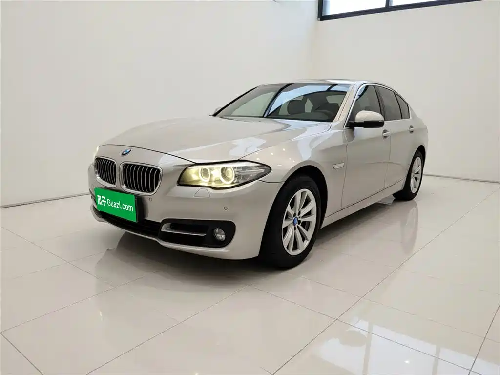 BMW 5 Series (Import) 2014 520i Classic