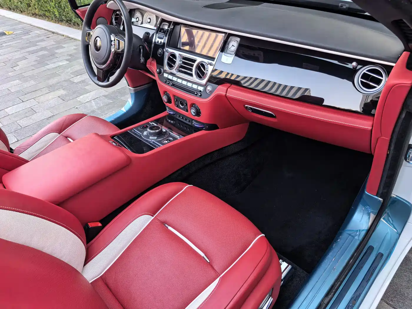 Rolls-Royce Dawn 2021 2018 6.6T Standard