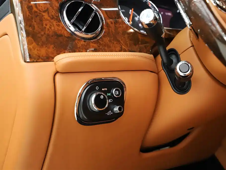Bentley Mulsanne 2018 2017 6.8T Long Wheelbase