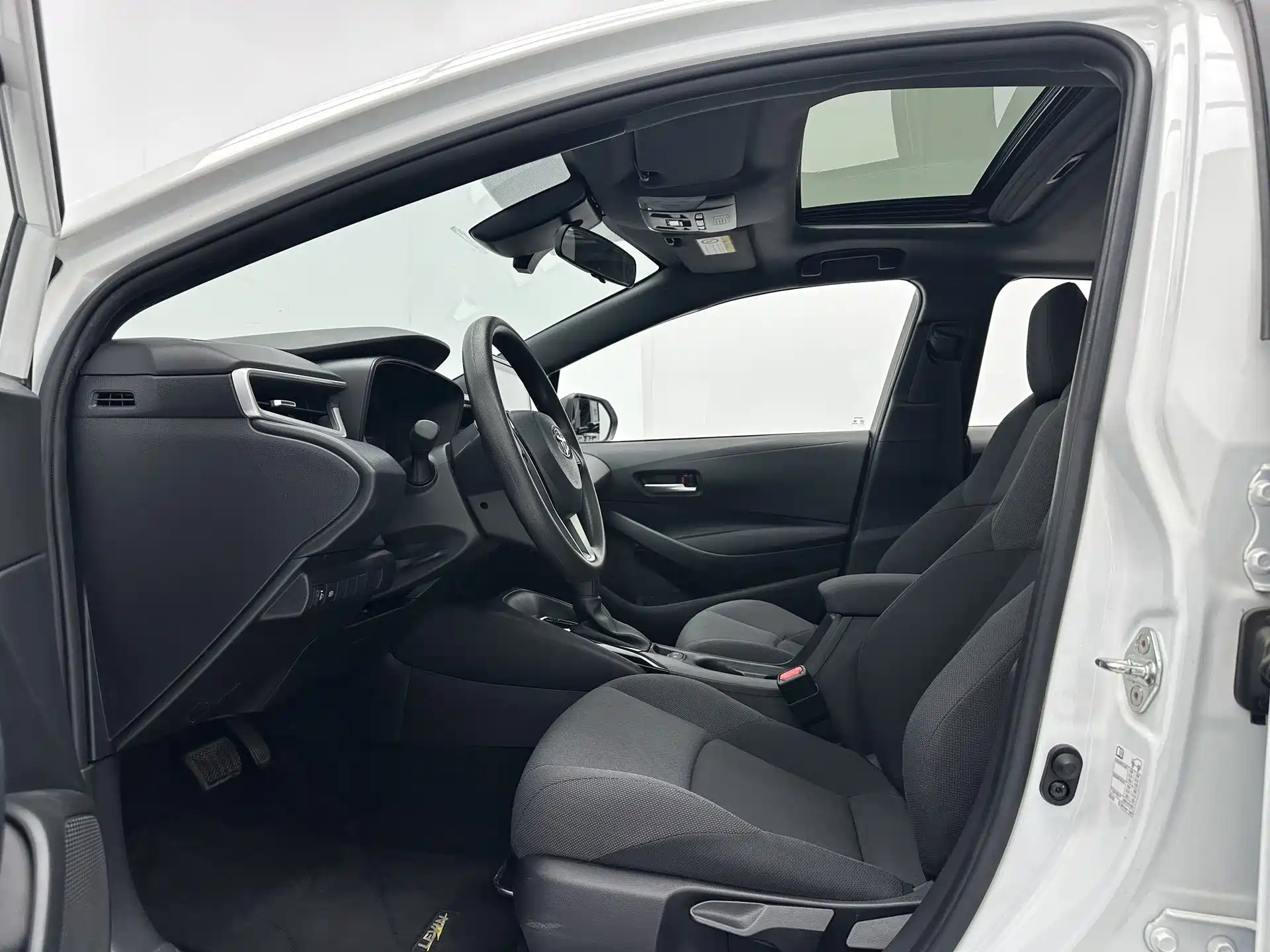 Photo 5 - Toyota Levin