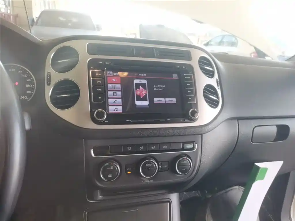 Volkswagen Tiguan 2016 280TSI Automatic 2WD Silk Road Comfort фото 13