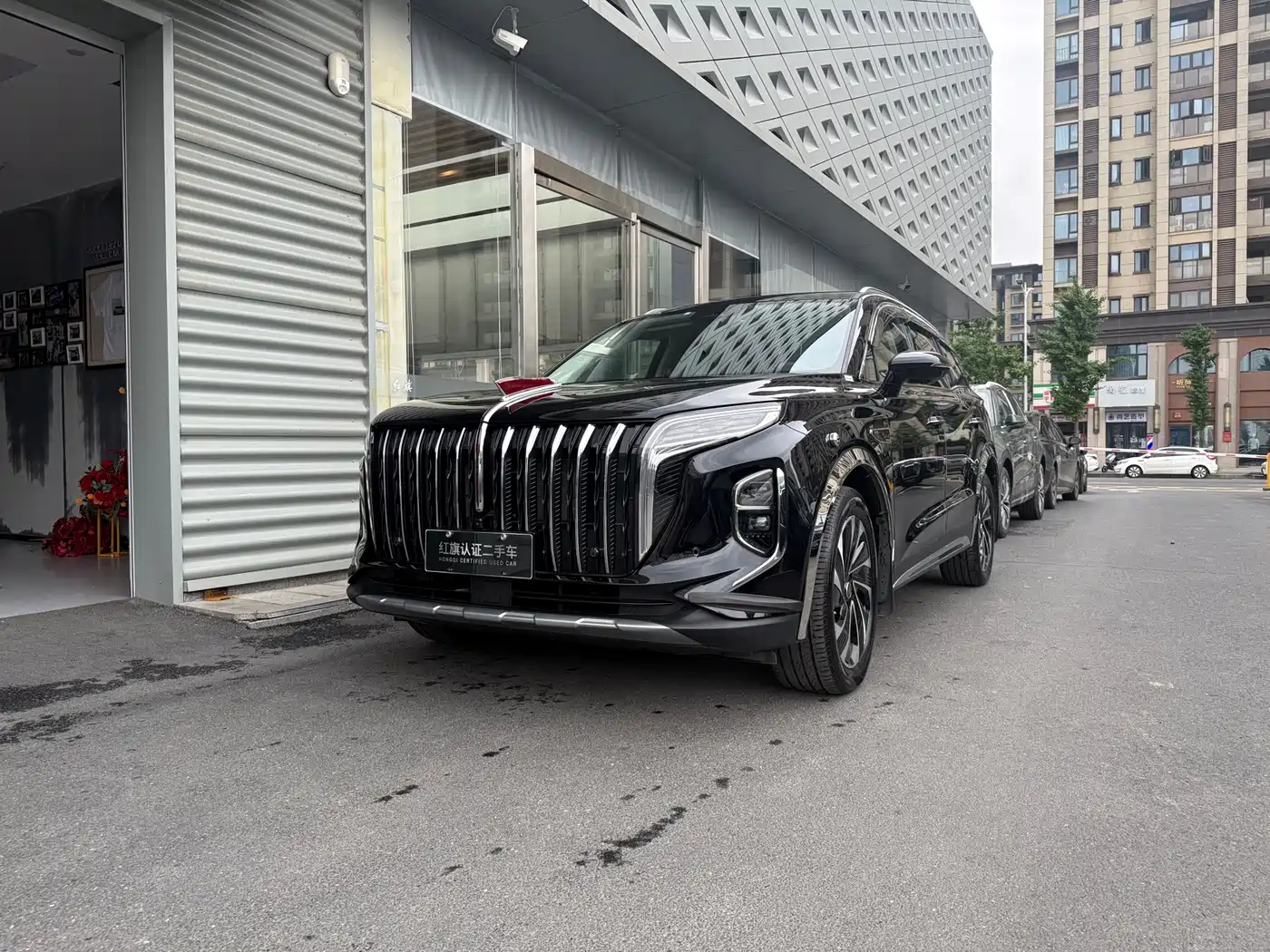 Hongqi HS7 PHEV 2025 2.0T PHEV 2WD Flag Enjoy Edition (6-seater)