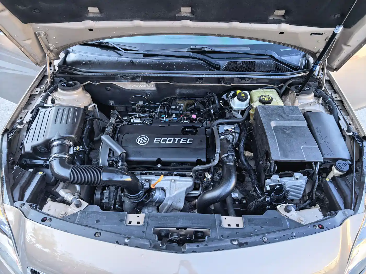 Buick Regal 2015 1.6T Leading Tech Edition фото 16