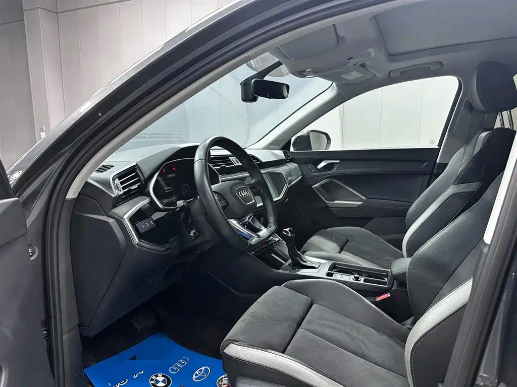 Audi Q3 2022 35 TFSI Fashion Dynamic фото 10