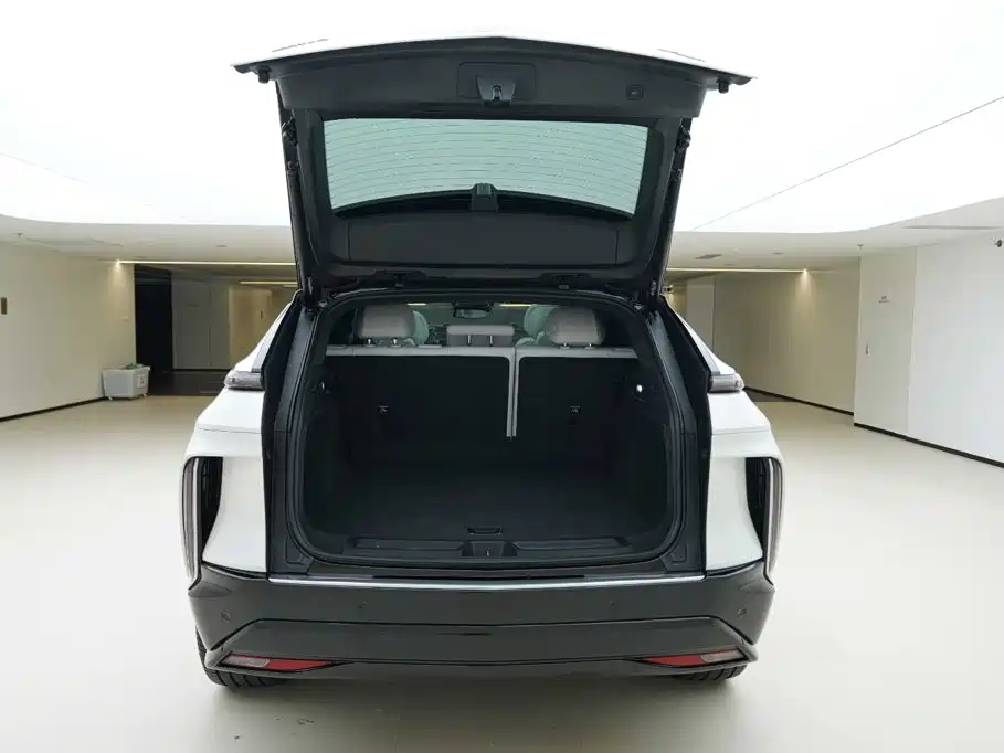 Cadillac IQ Rui Ge 2024 2024 RWD Standard Range Luxury Edition
