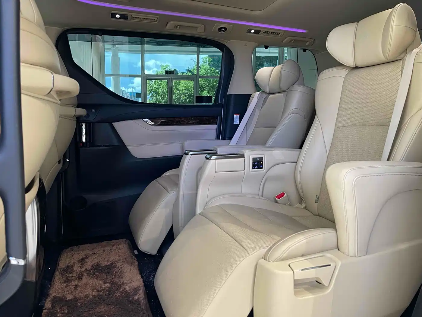 Toyota Alphard 2018 Facelift 3.5L Luxury Edition фото 12