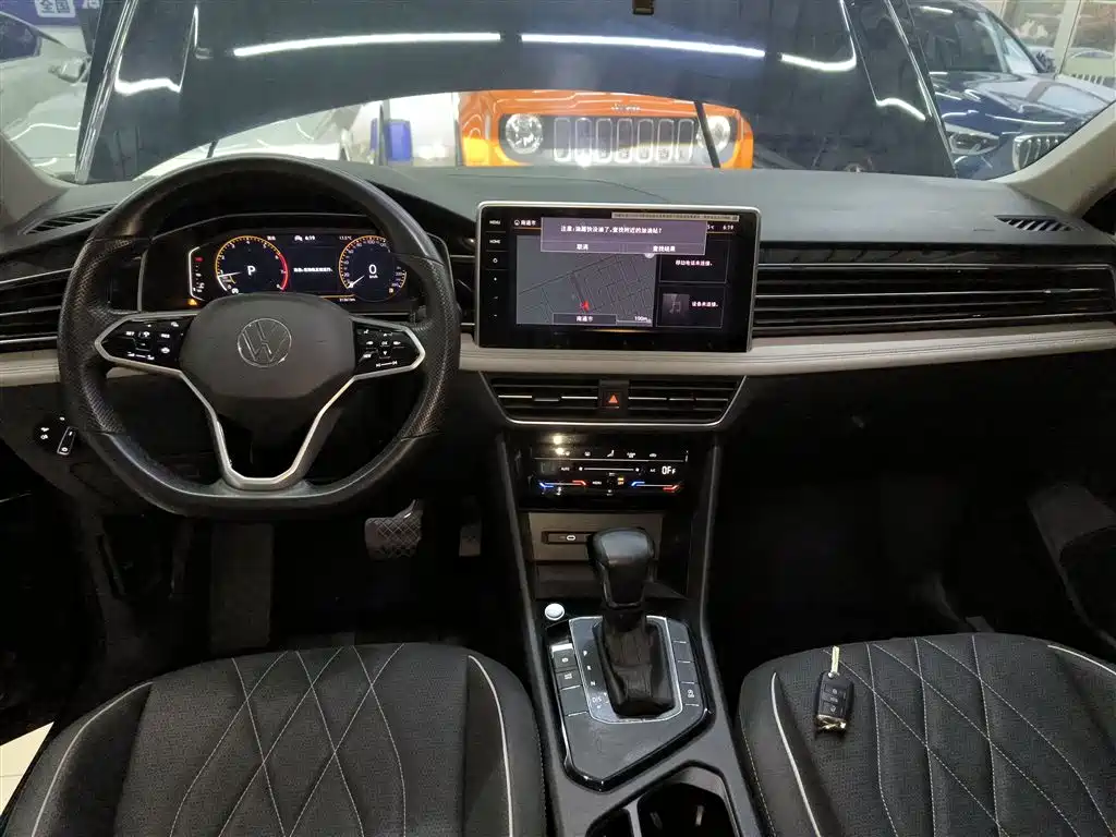 Volkswagen Tiguan L 2022 330TSI Automatic 2WD Smart Edition фото 10
