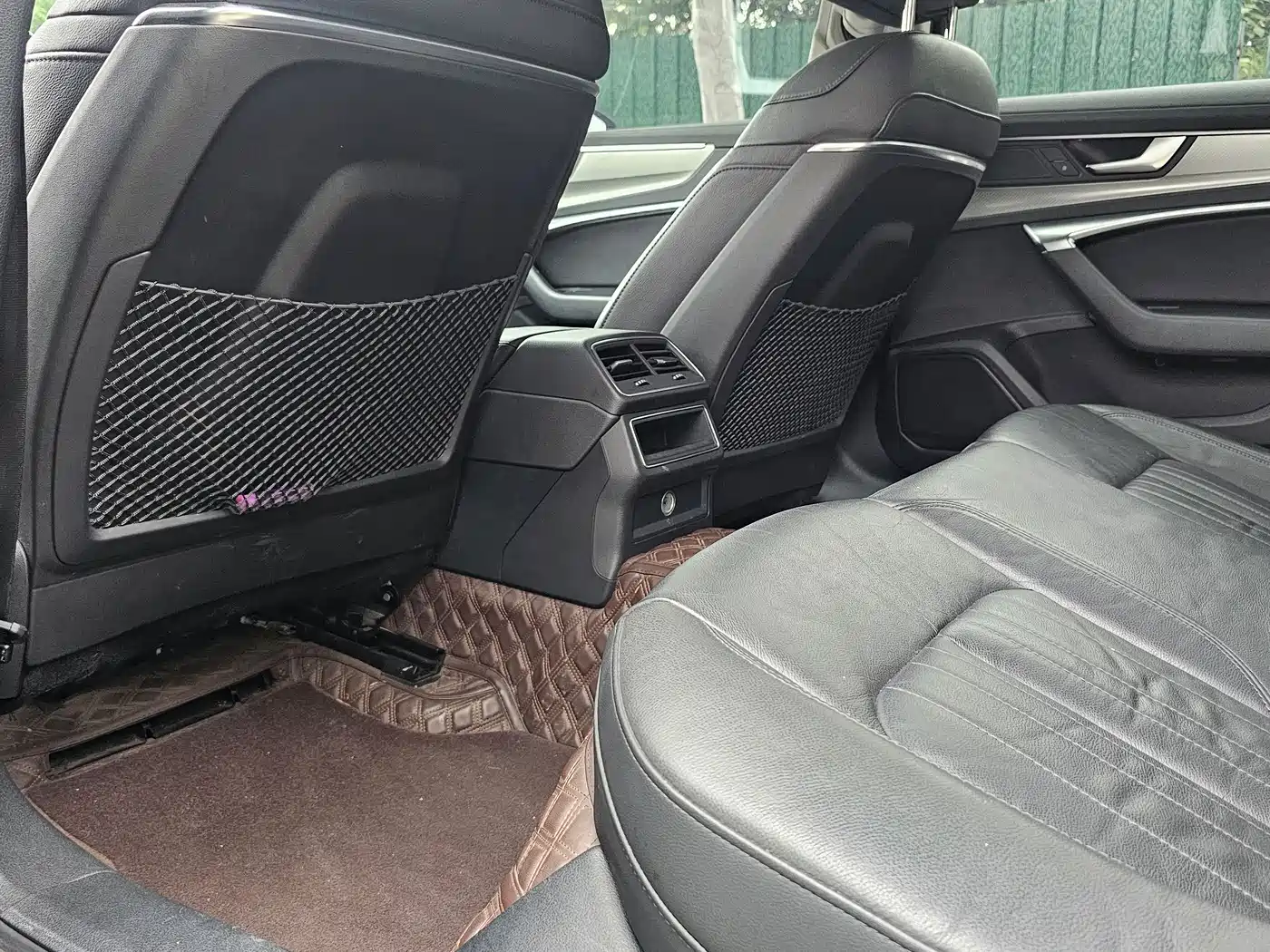 Audi A6L 2020 40 TFSI Luxury Elegance фото 9
