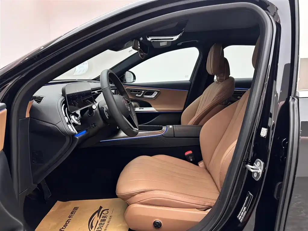 Mercedes-Benz E-Class 2025 E 300 L Luxury фото 8