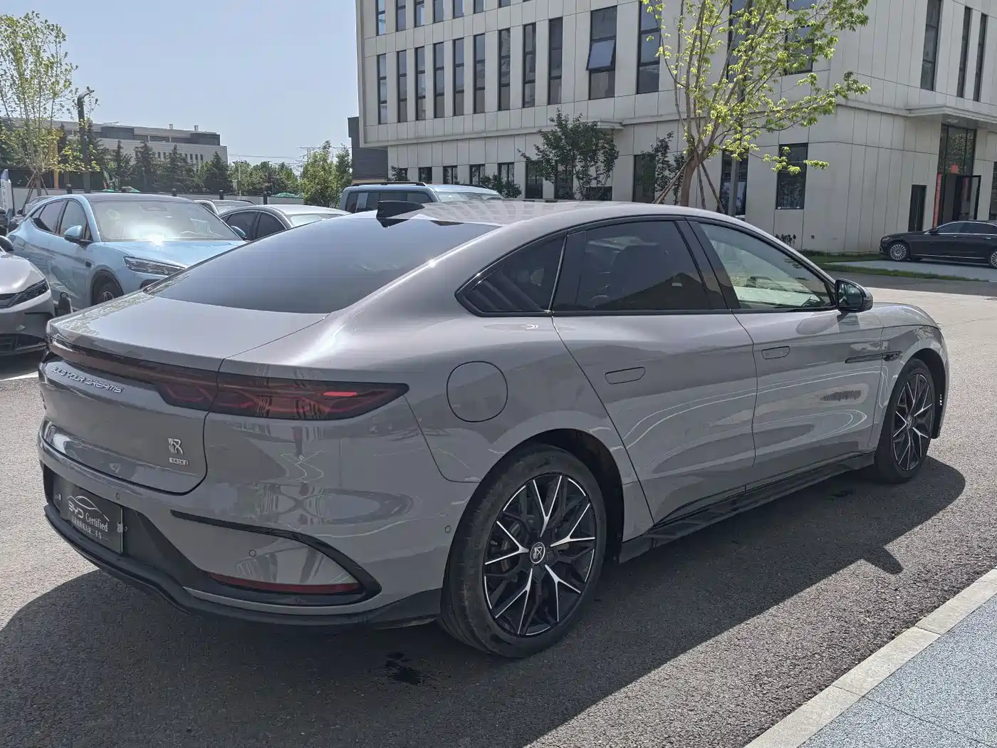 BYD Han 2025 DM-i Smart Driving Edition 125KM LiDAR Flagship фото 9