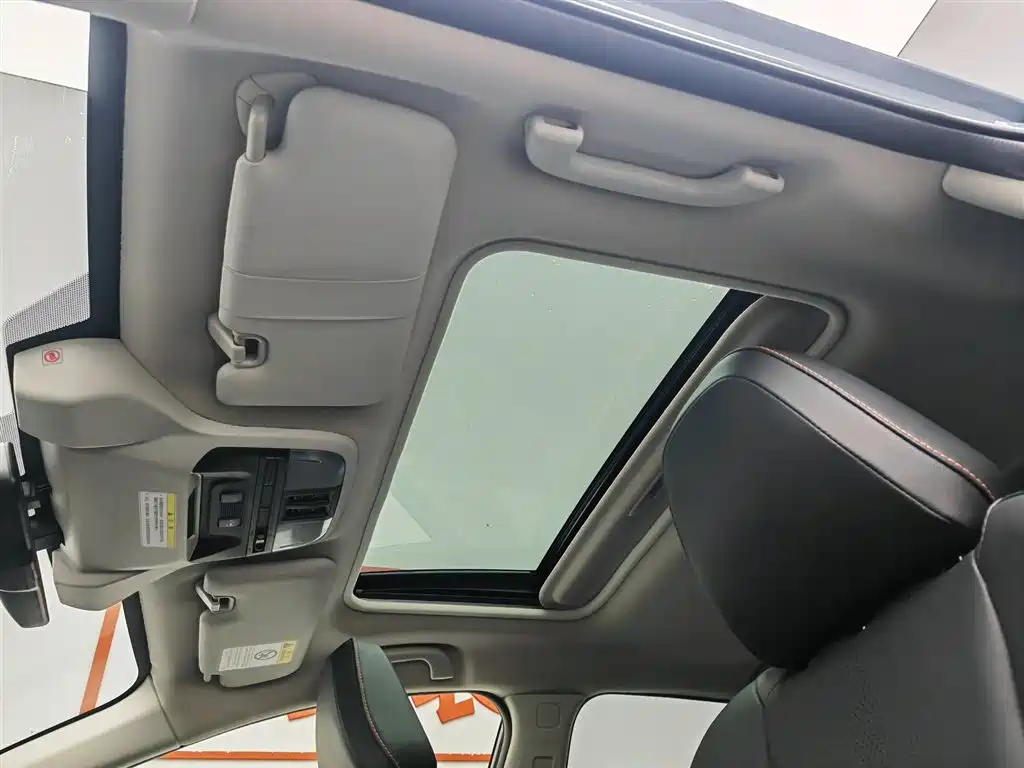 Subaru XV 2018 2.0i AWD Limited EyeSight фото 14