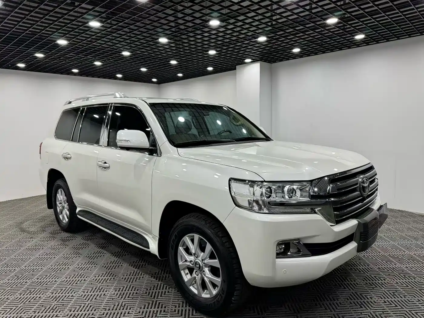 Toyota Land Cruiser (Import)