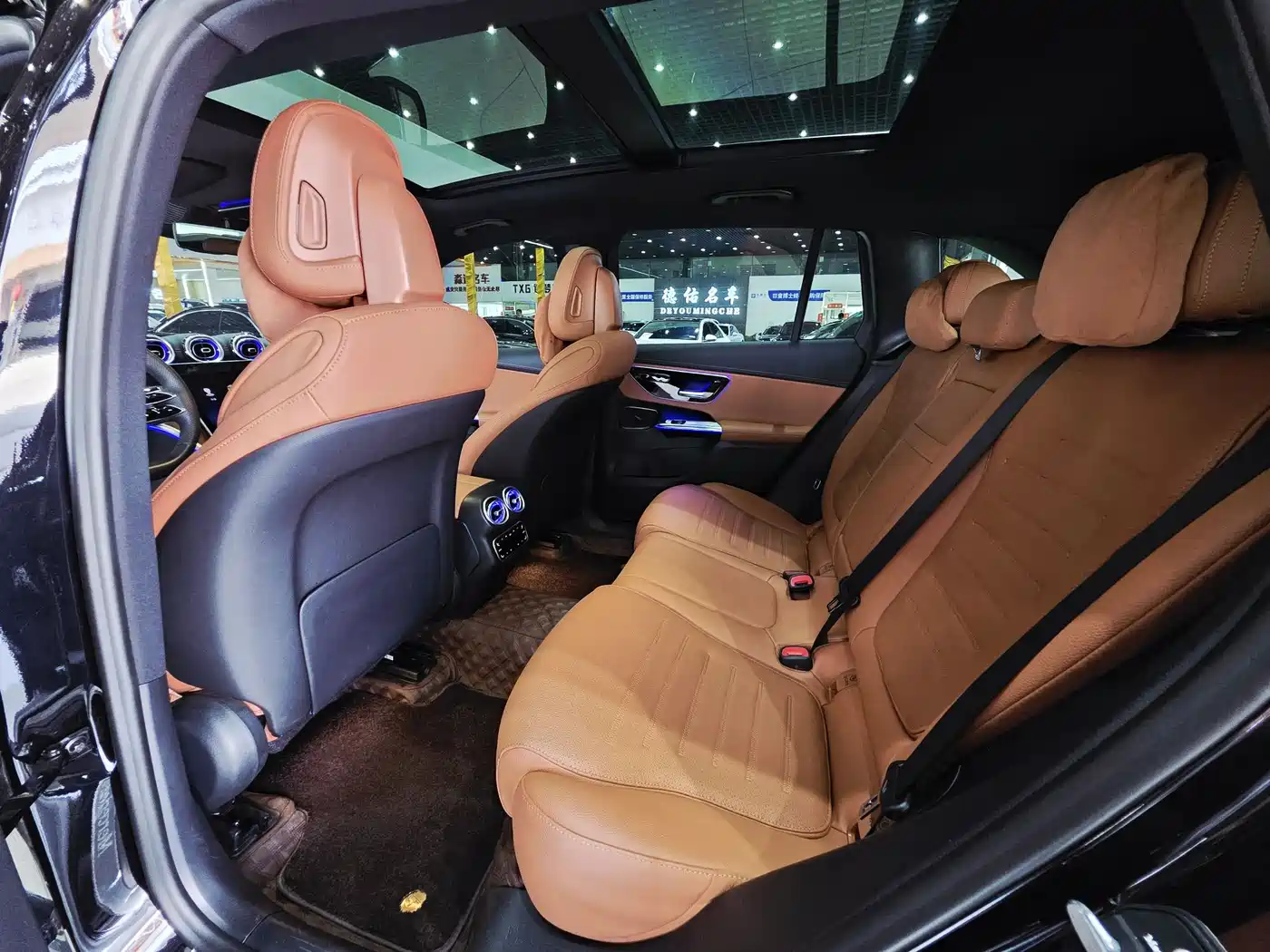 Mercedes-Benz GLC 2023 GLC 300 L 4MATIC Sport 5-Seater фото 13