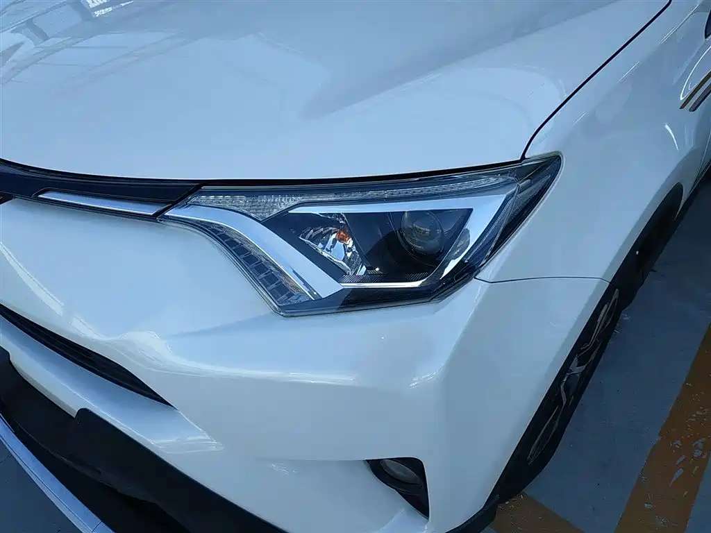 Toyota RAV4 Rongfang 2019 2.0L CVT 2WD Comfort Edition China VI фото 18