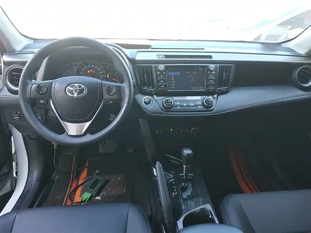 Toyota RAV4 Rongfang 2019 2.0L CVT 2WD Comfort Edition China VI фото 6